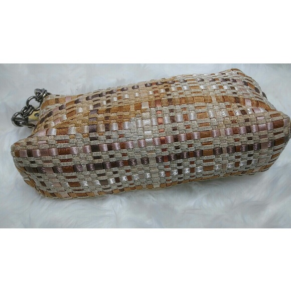 The Sak Gold and Tan Woven Handbag - Picture 5 of 8